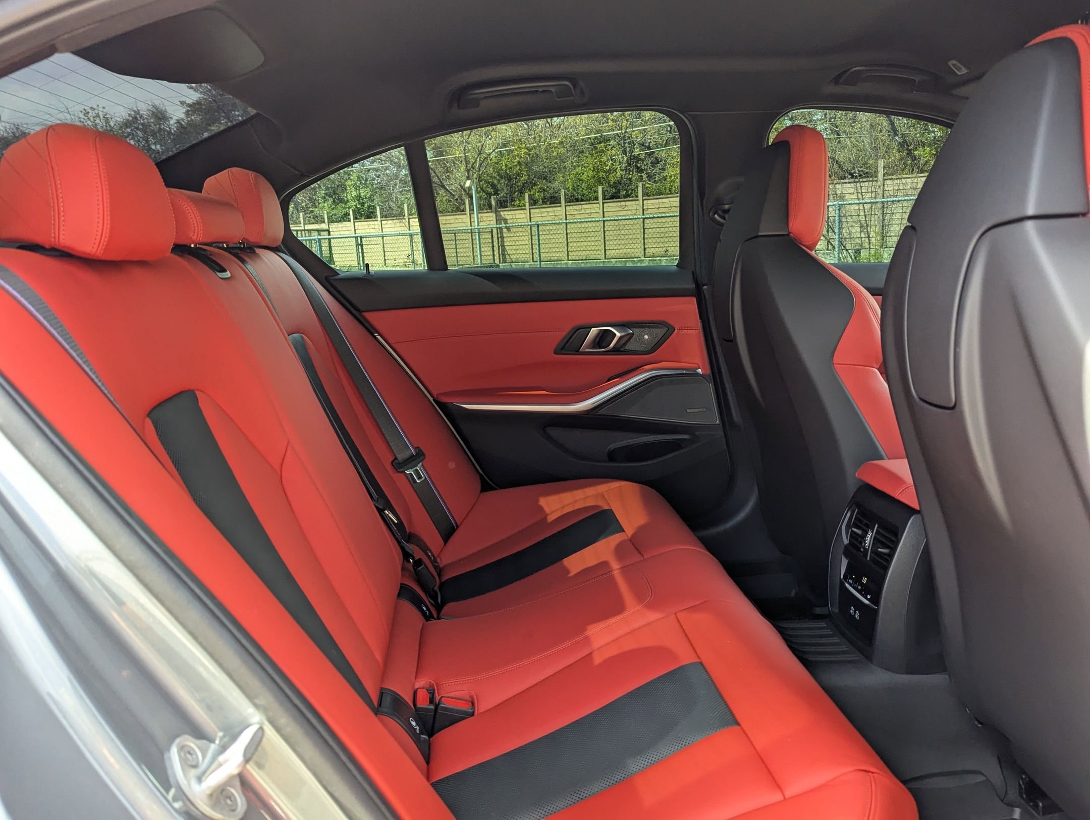 Used 2025 BMW M3 w/ Executive Package image 24