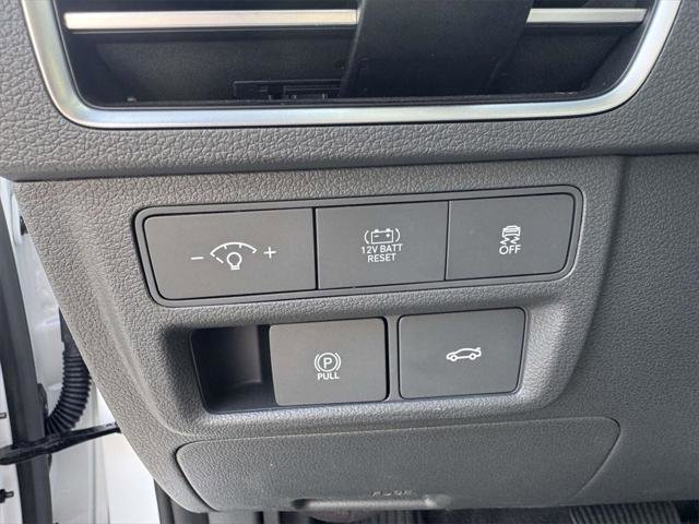 Certified 2025 Hyundai Sonata SEL image 17