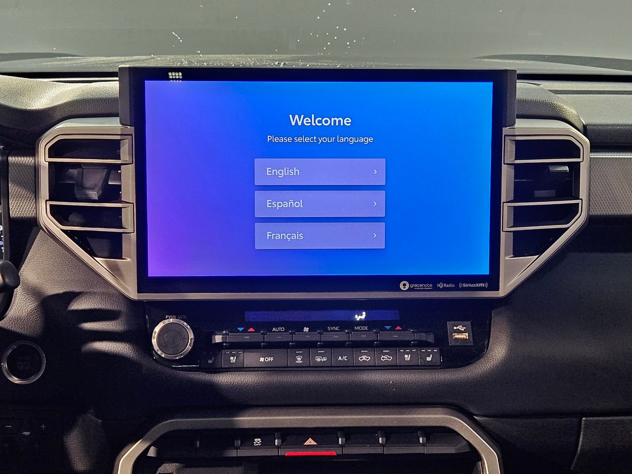 Used 2023 Toyota Tundra Limited w/ Power Package image 16