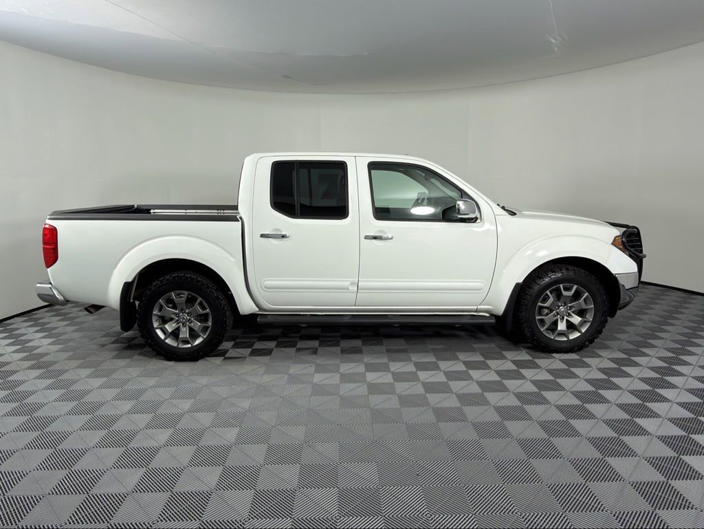 Used 2019 Nissan Frontier SL image 10
