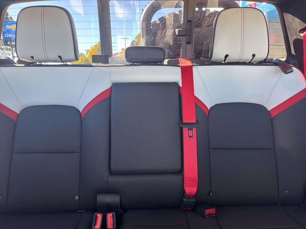 Certified 2025 GMC Canyon AT4 w/ AT4X AEV Edition image 41