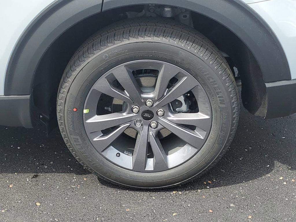 New 2026 Ford Explorer Active AWD/4WD image 33