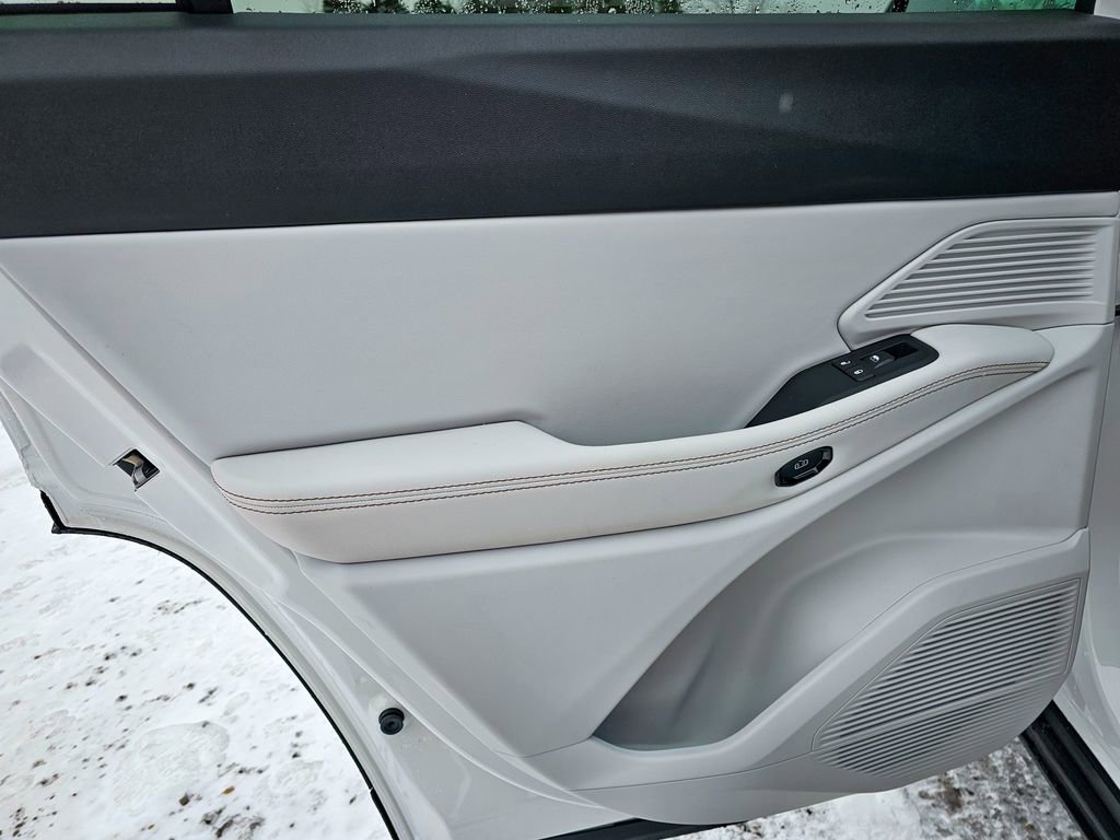 New 2026 Jeep Cherokee Limited image 30