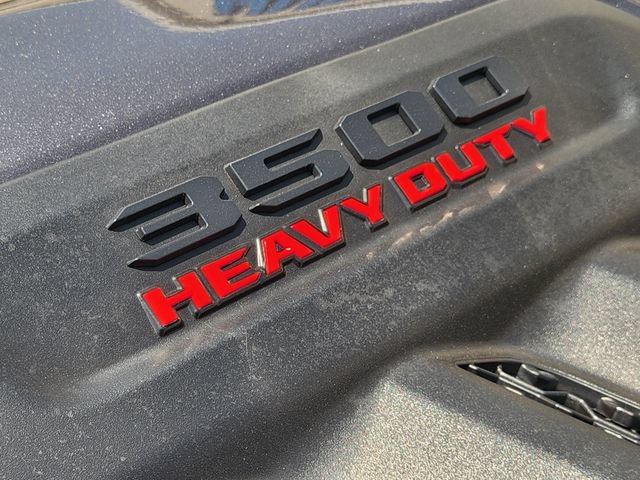 Used 2025 RAM 3500 Laramie w/ Night Edition AWD/4WD image 14