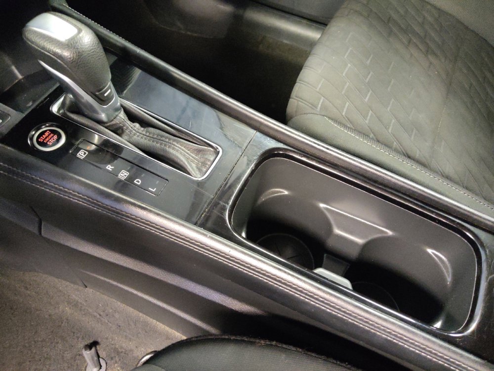 Used 2022 Nissan Kicks SV image 26