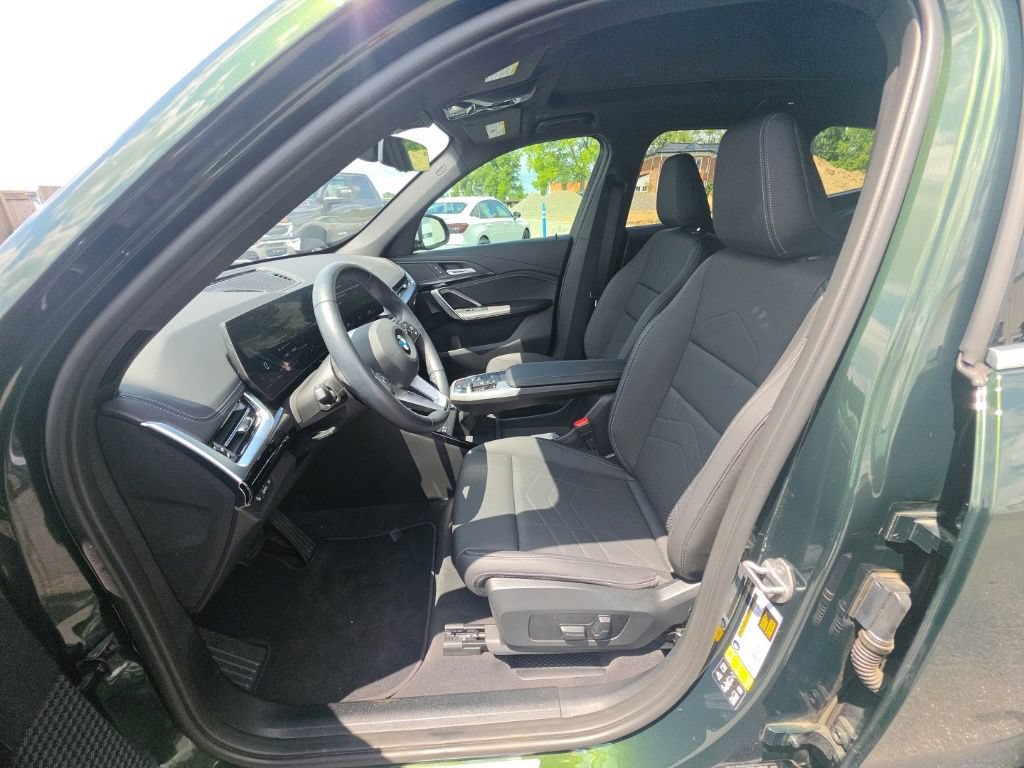 Used 2023 BMW X1 xDrive28i w/ Convenience Package AWD/4WD image 14