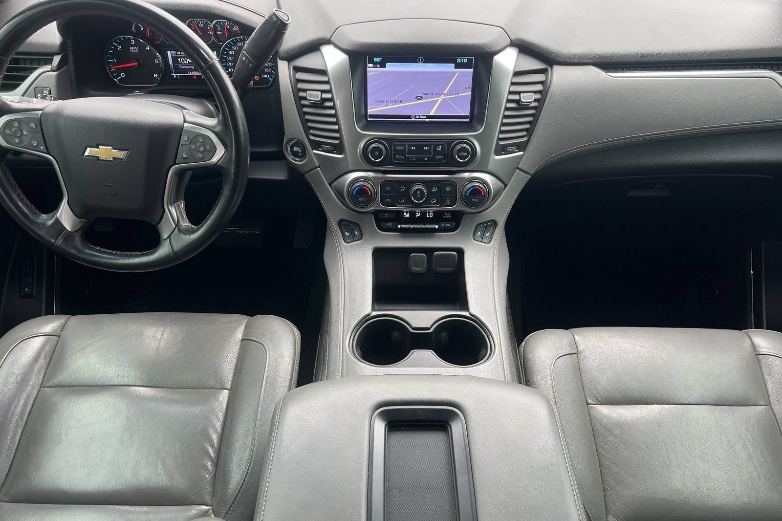 Used 2018 Chevrolet Suburban LT AWD/4WD image 13