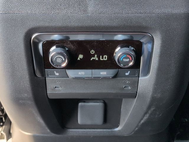 New 2026 Chevrolet Suburban Premier image 19