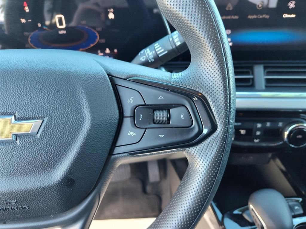 Certified 2024 Chevrolet Trax LT image 16