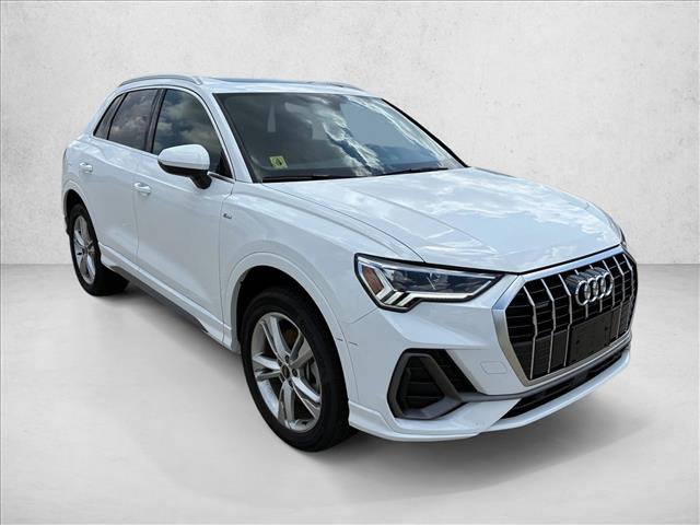 Used 2024 Audi Q3 2.0T Premium Plus AWD/4WD image 3
