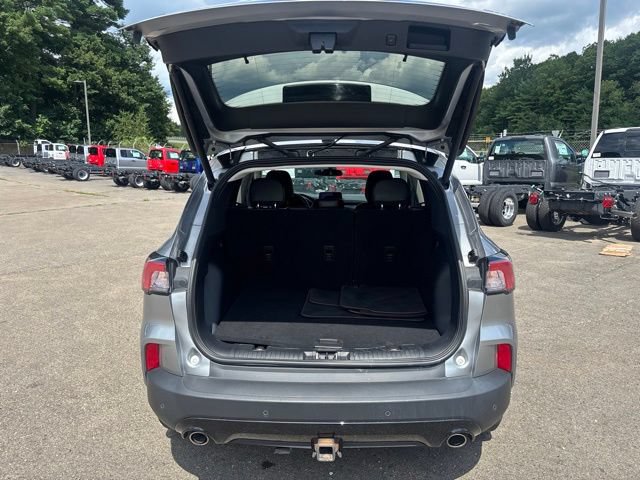 Used 2022 Ford Escape SEL w/ SEL Stealth AWD Package image 11