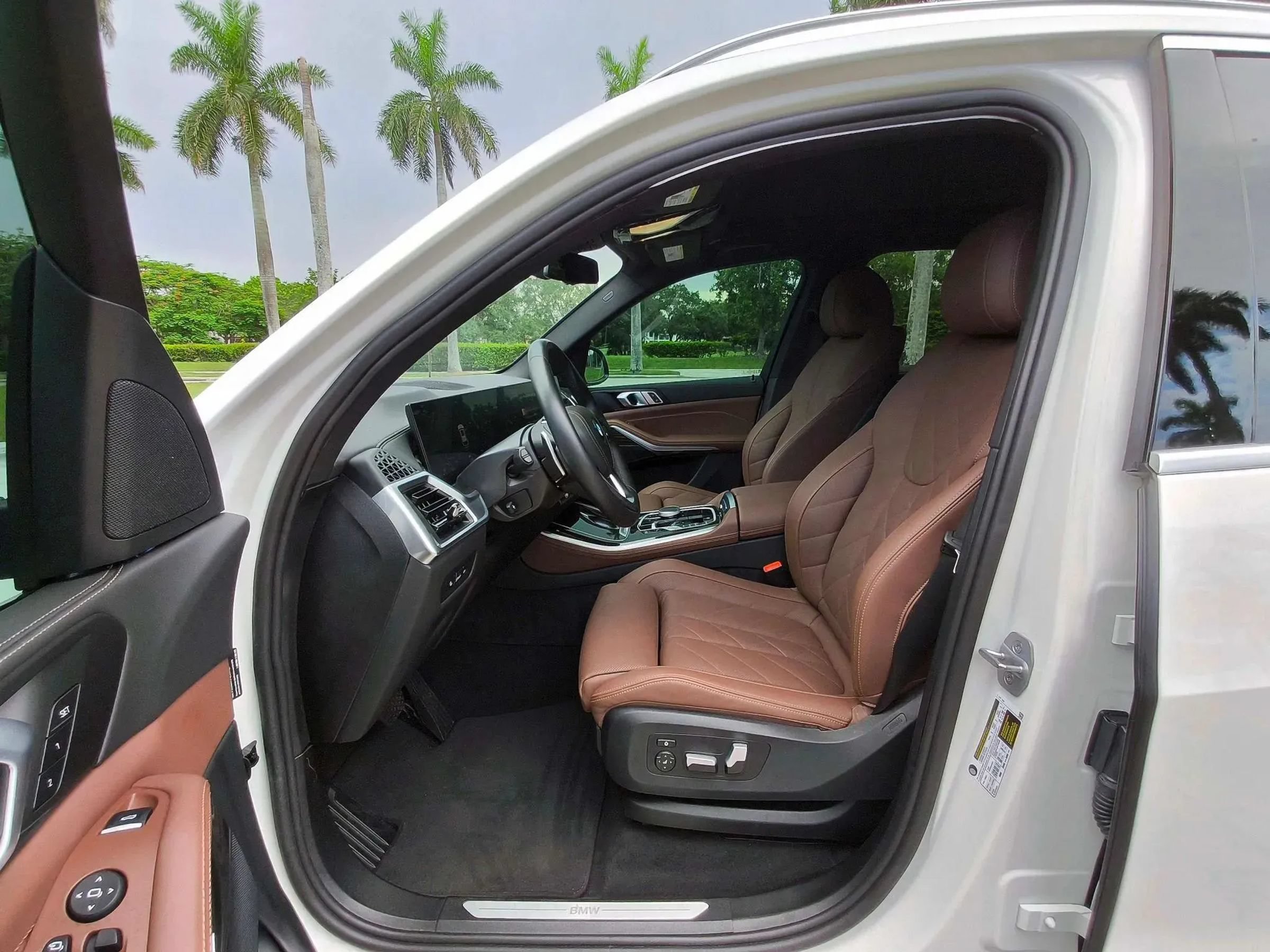 Used 2025 BMW X5 sDrive40i w/ Parking Assistance Package RWD image 26