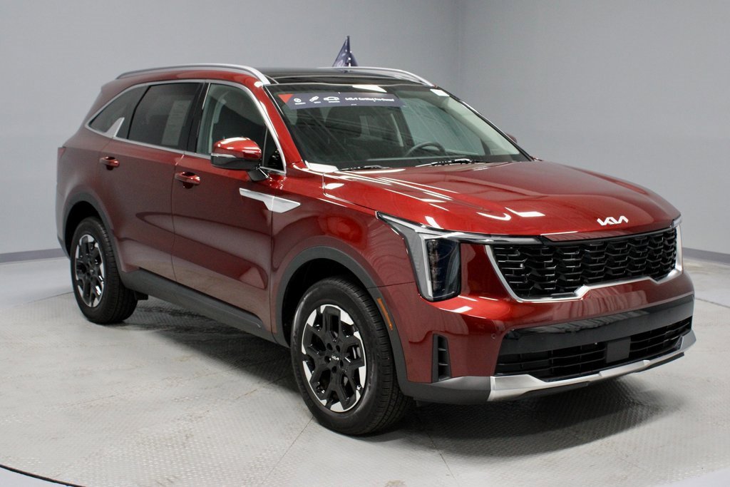 Used 2025 Kia Sorento S w/ Panoramic Sunroof Package image 1