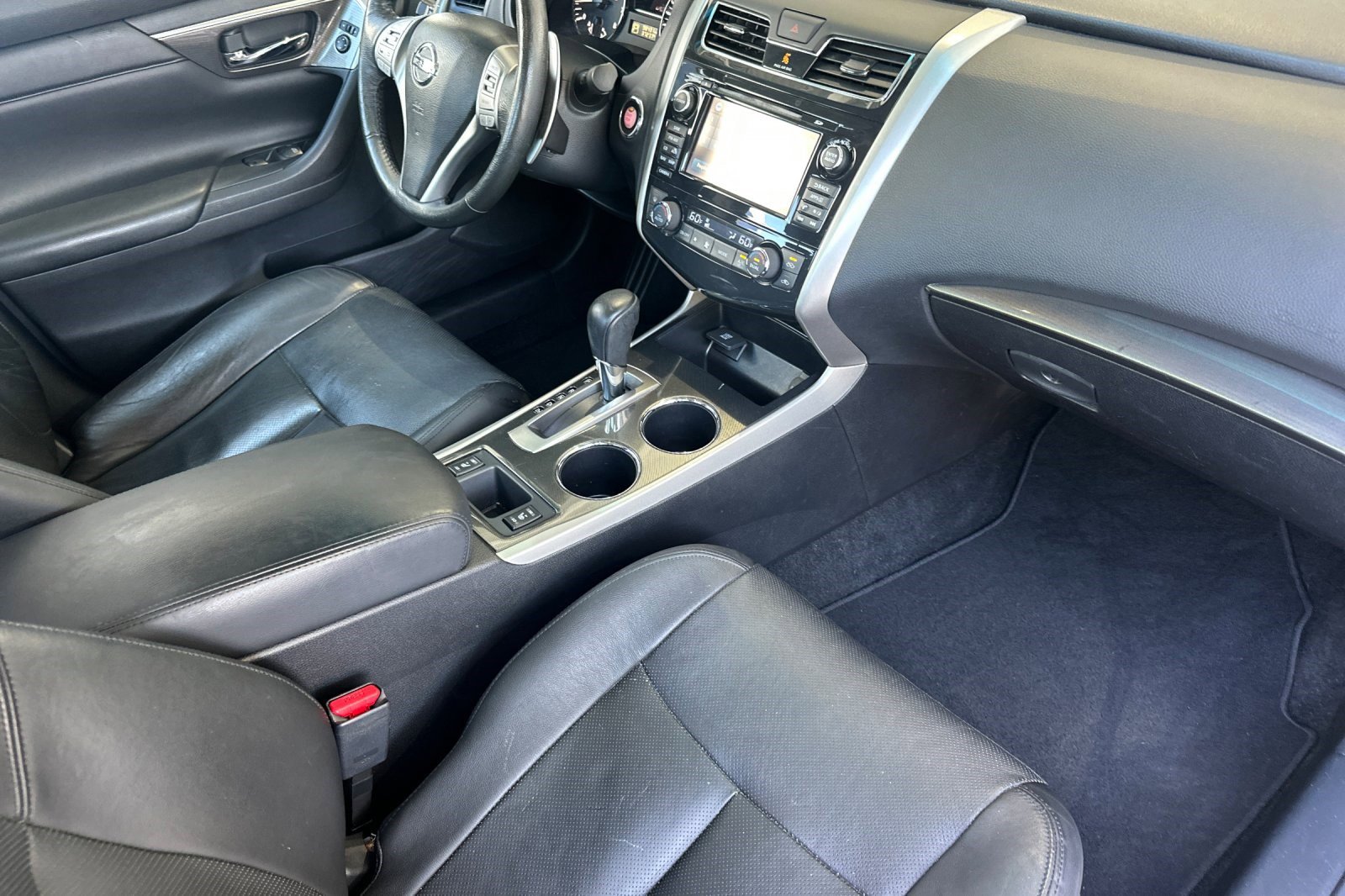 Used 2015 Nissan Altima 3.5 SL FWD image 19