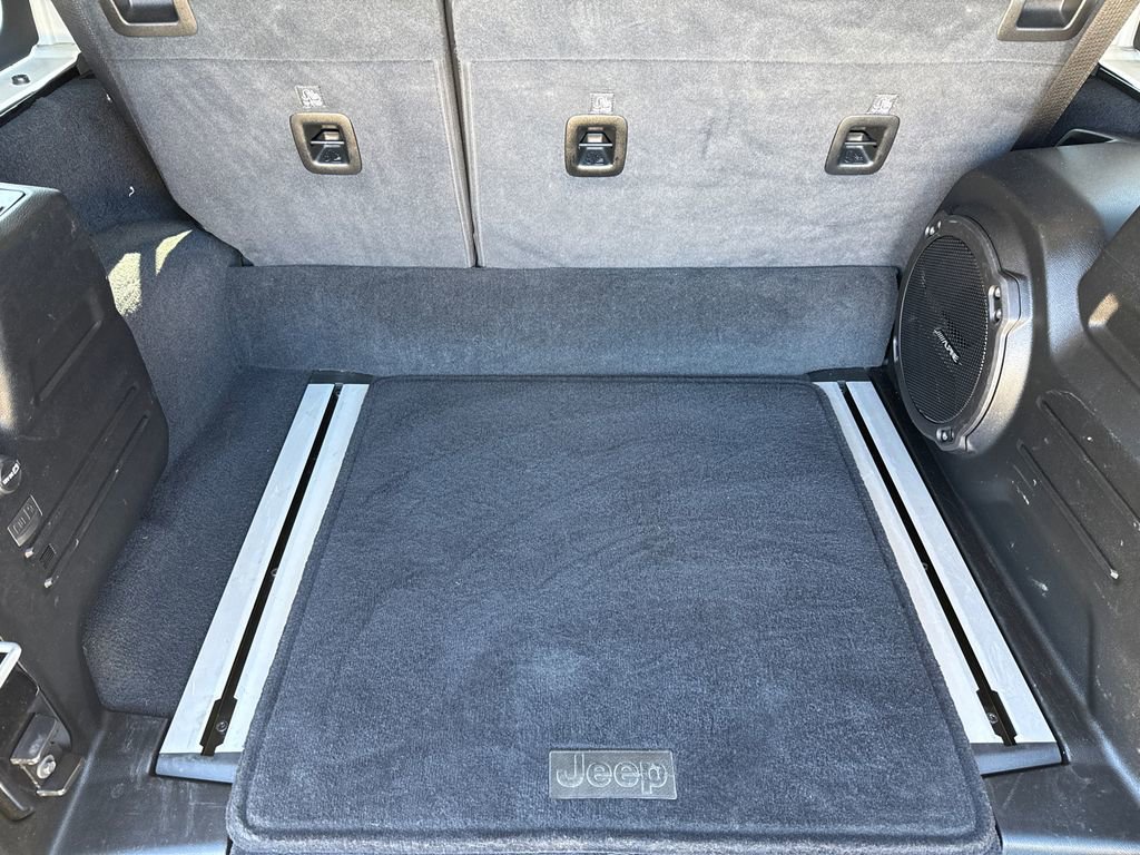 Used 2021 Jeep Wrangler Unlimited Sahara image 10