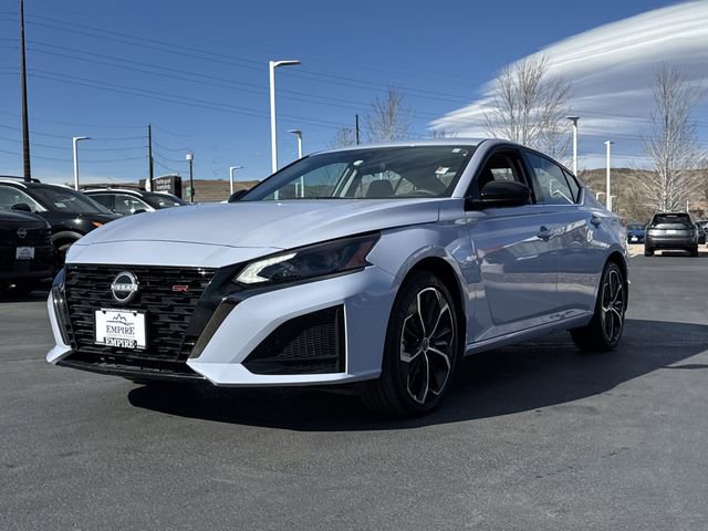 Certified 2025 Nissan Altima 2.5 SR image 5