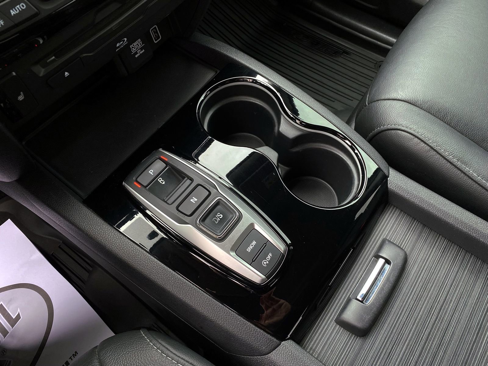 Used 2019 Honda Pilot Touring image 18