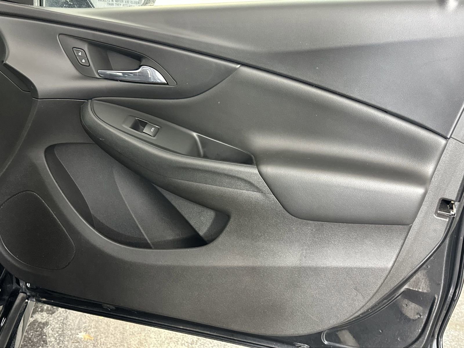 Used 2017 Chevrolet Volt LT image 35