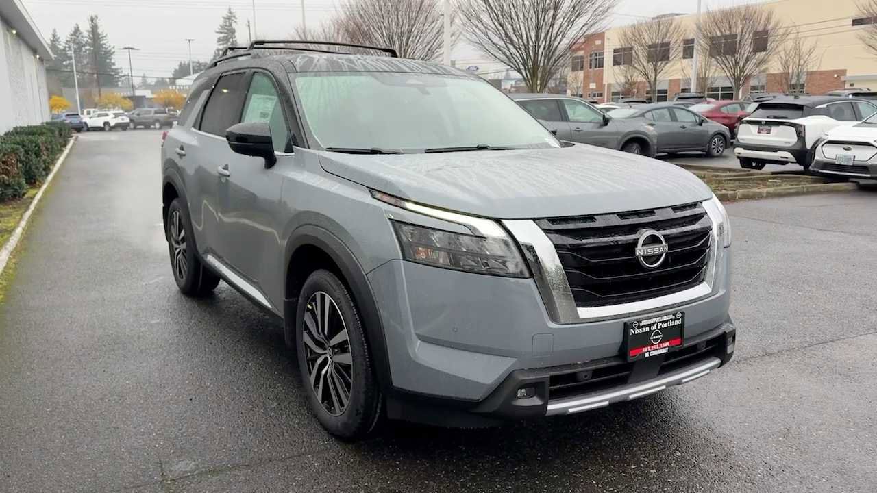 New 2025 Nissan Pathfinder Platinum w/ Cargo Package image 5