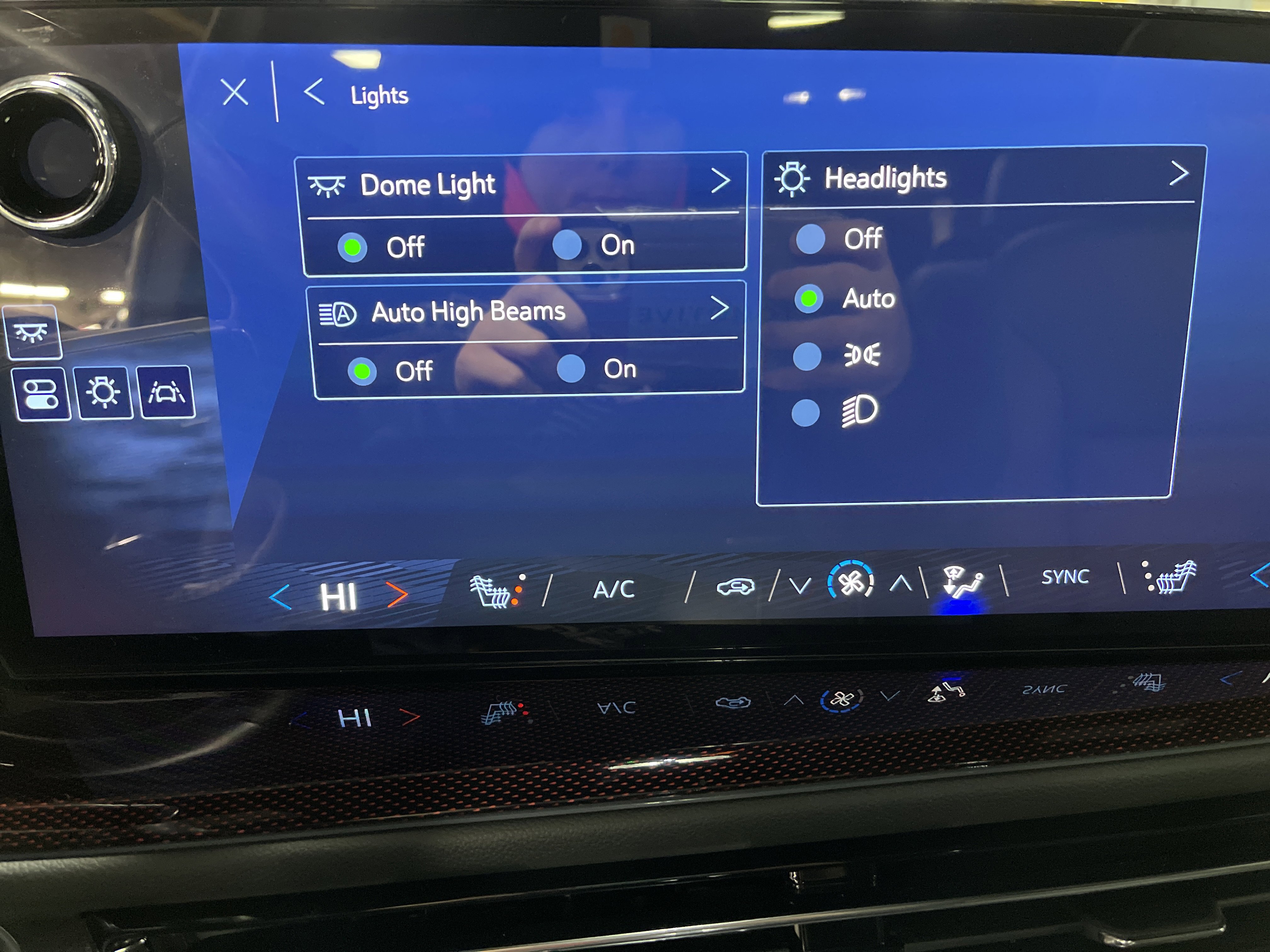 Used 2025 Chevrolet Traverse Z71 w/ Enhanced Driving Package image 22