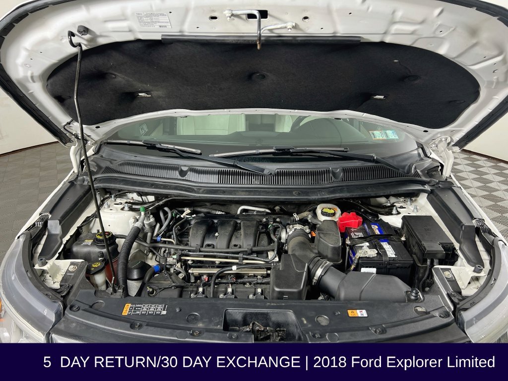 Used 2018 Ford Explorer Limited w/ Equipment Group 301A AWD/4WD image 36