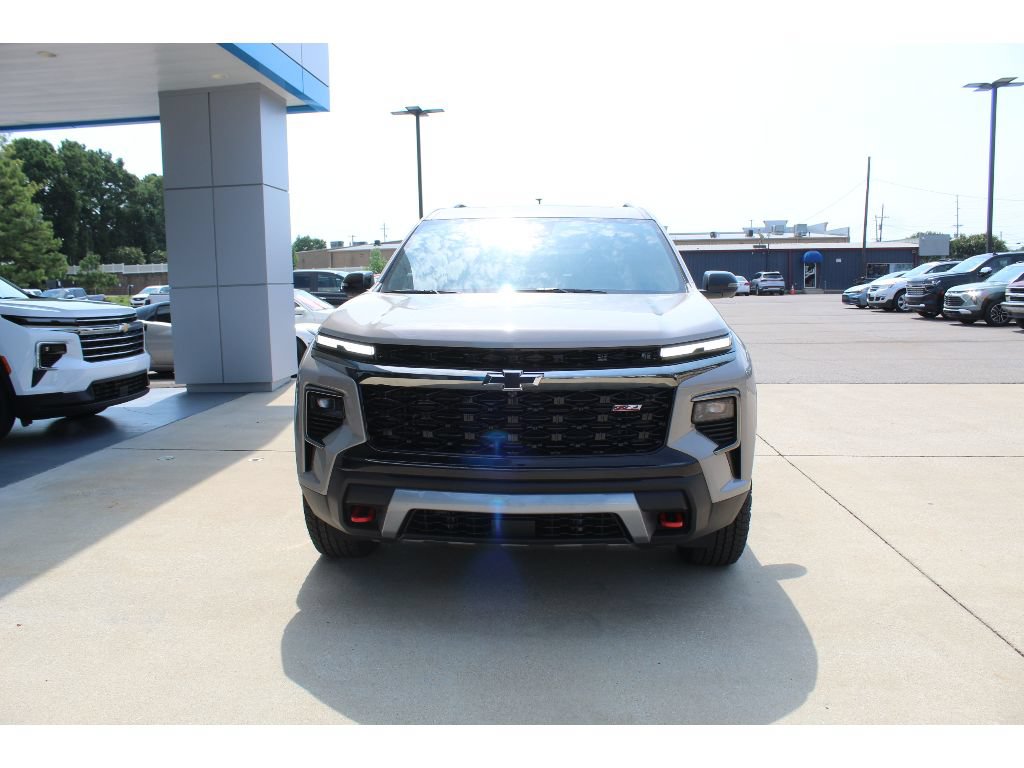 New 2026 Chevrolet Traverse Z71 w/ Driver Confidence Package AWD/4WD image 3