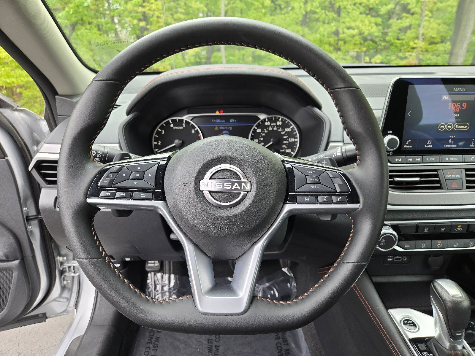 Used 2025 Nissan Altima 2.5 SR FWD image 16