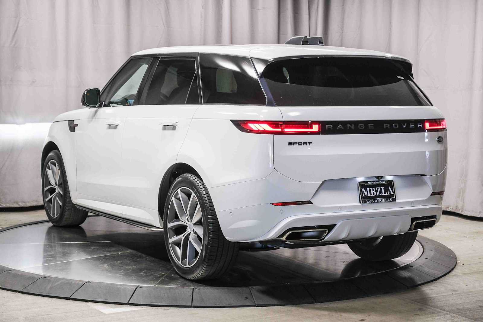 Used 2023 Land Rover Range Rover Sport SE Dynamic AWD/4WD video 2