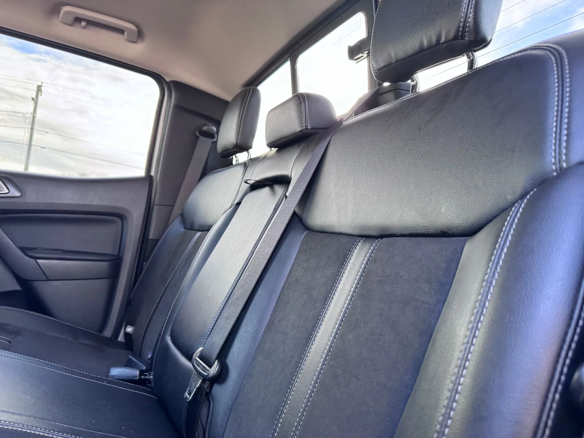 Used 2022 Ford Ranger Lariat w/ Tremor Off-Road Package image 24