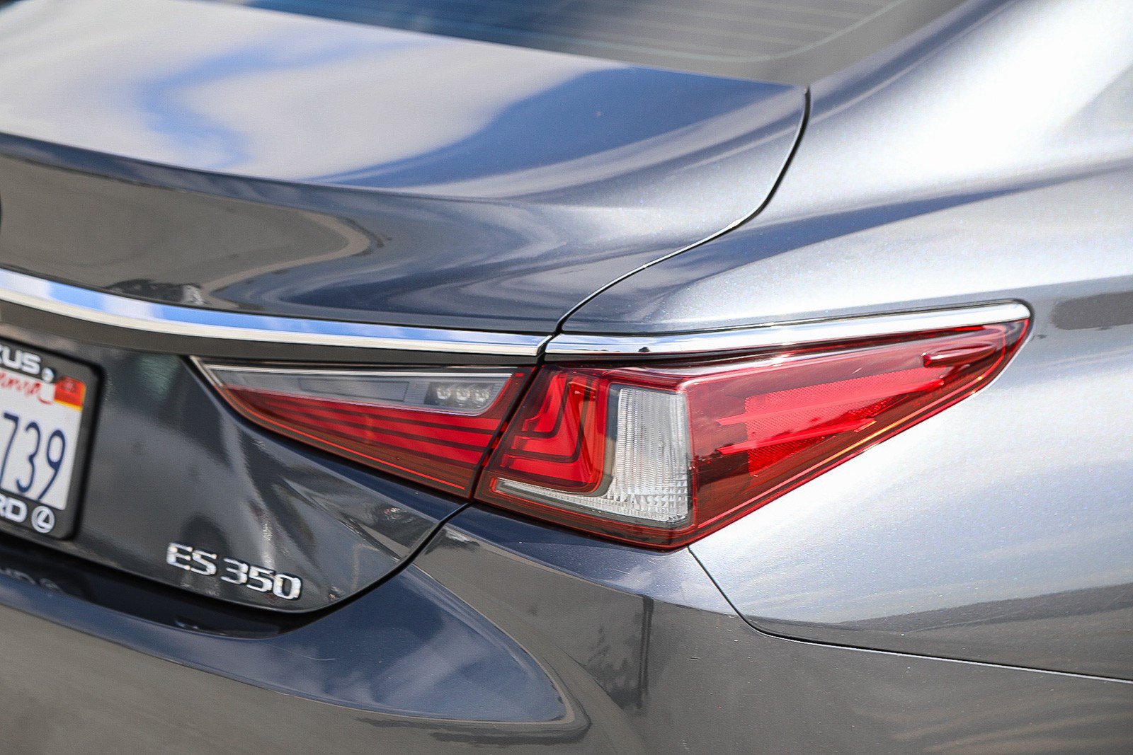 Certified 2023 Lexus ES 350 FWD image 9