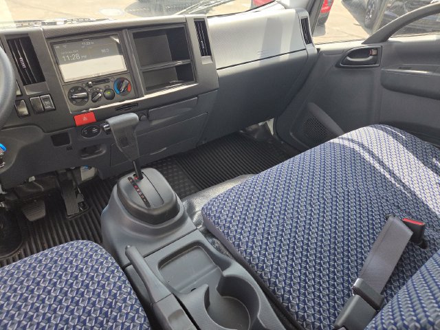 New 2025 Chevrolet Low Cab Forward RWD image 23