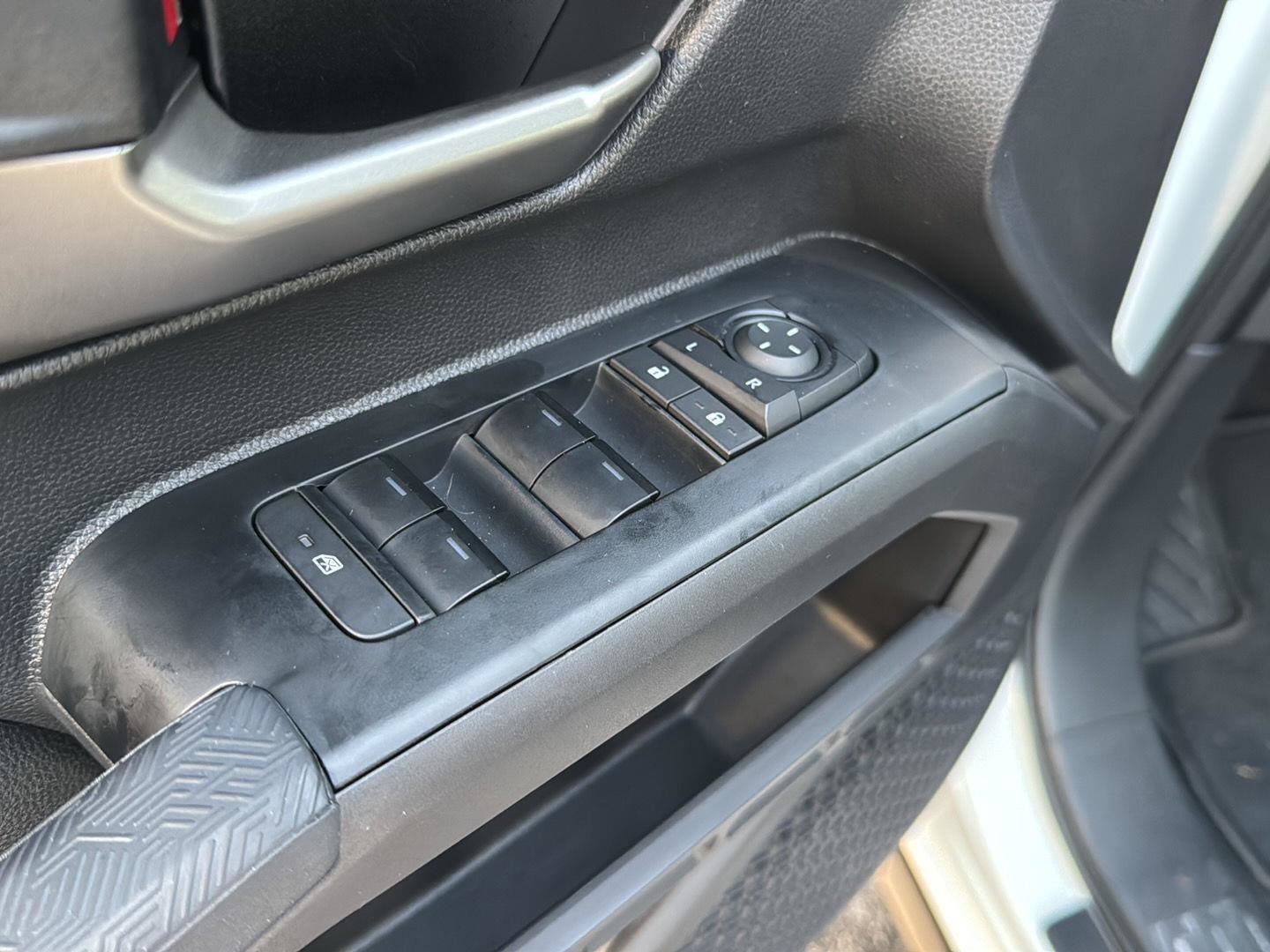 New 2025 Toyota Tacoma TRD Off-Road image 29