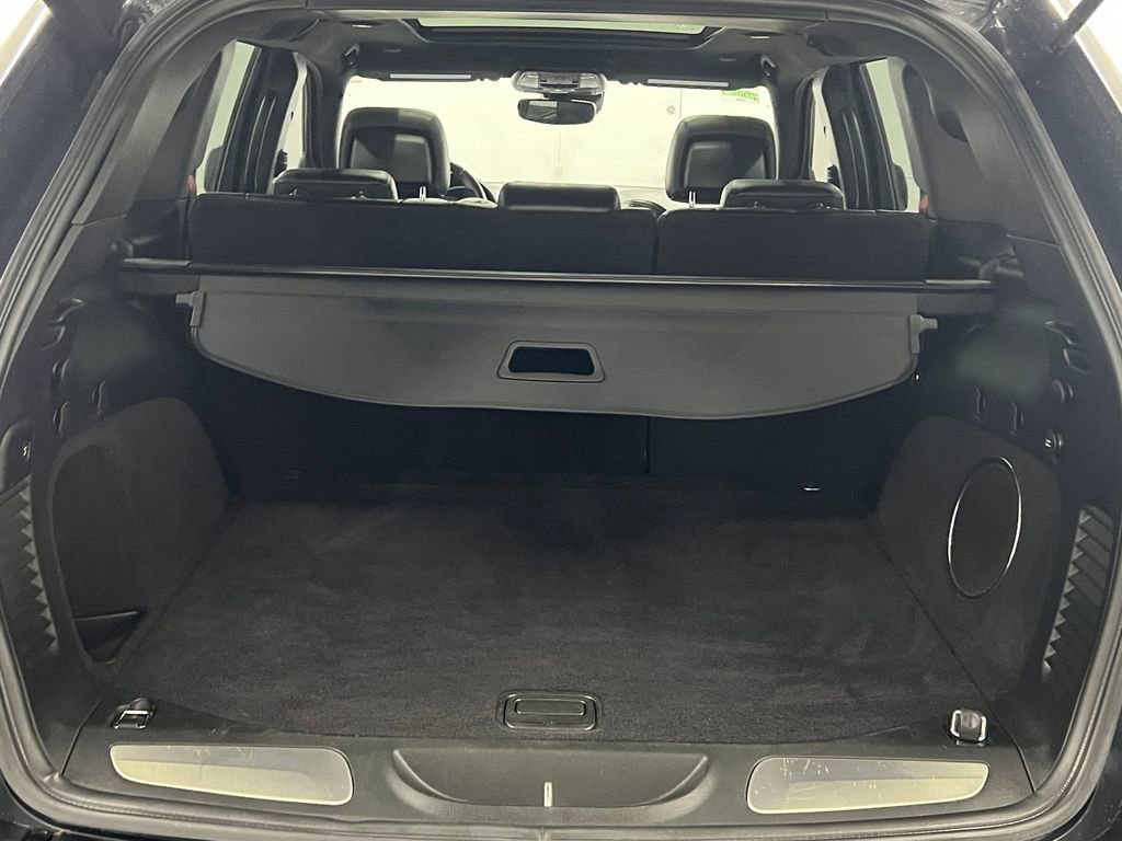 Used 2018 Jeep Grand Cherokee SRT w/ Trailer Tow Group IV image 20