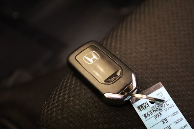 Used 2018 Honda HR-V EX image 33