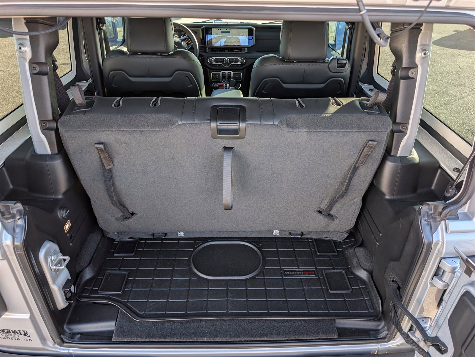 Used 2024 Jeep Wrangler Rubicon image 14