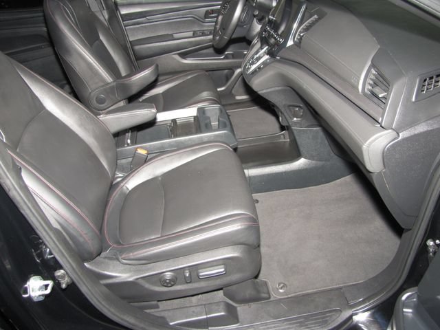 Certified 2023 Honda Odyssey Sport image 18