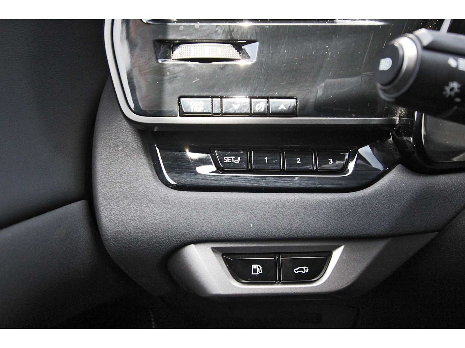Used 2025 Lexus RX 350 Premium FWD image 19