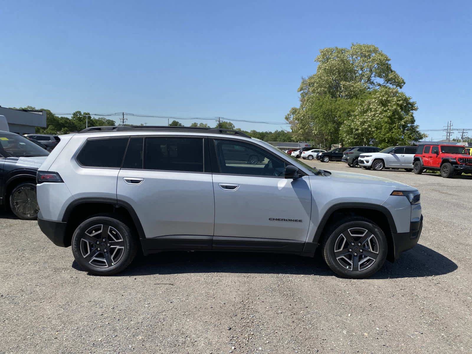 New 2026 Jeep Cherokee Limited AWD/4WD image 2