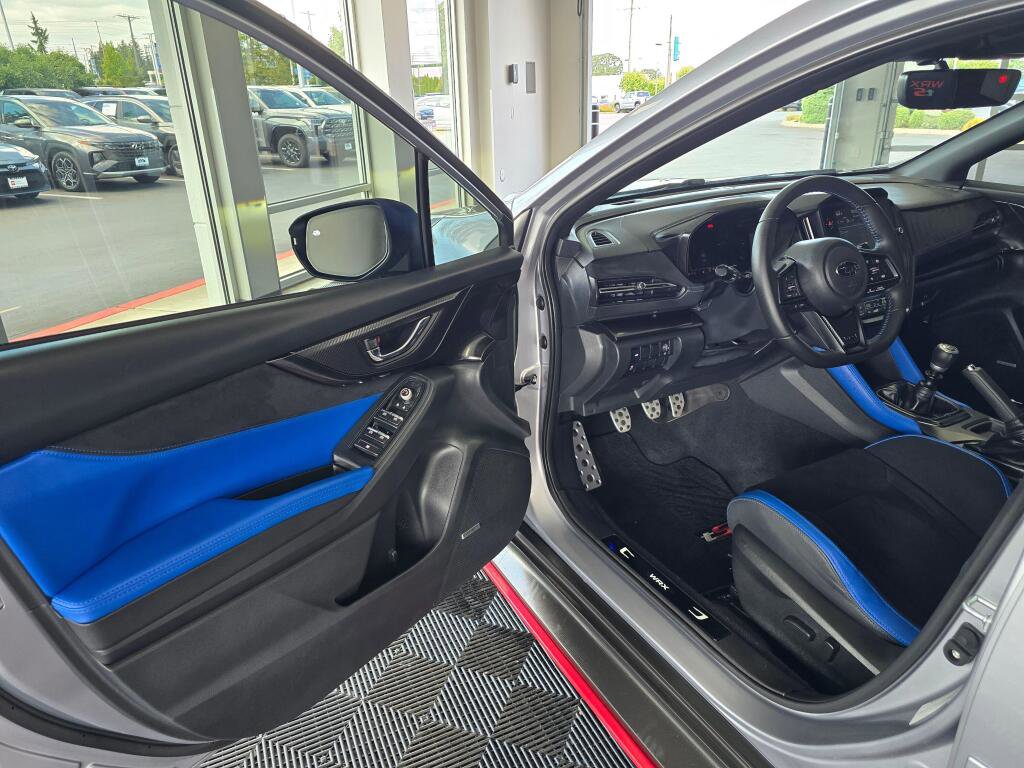 Used 2025 Subaru WRX tS AWD/4WD image 19