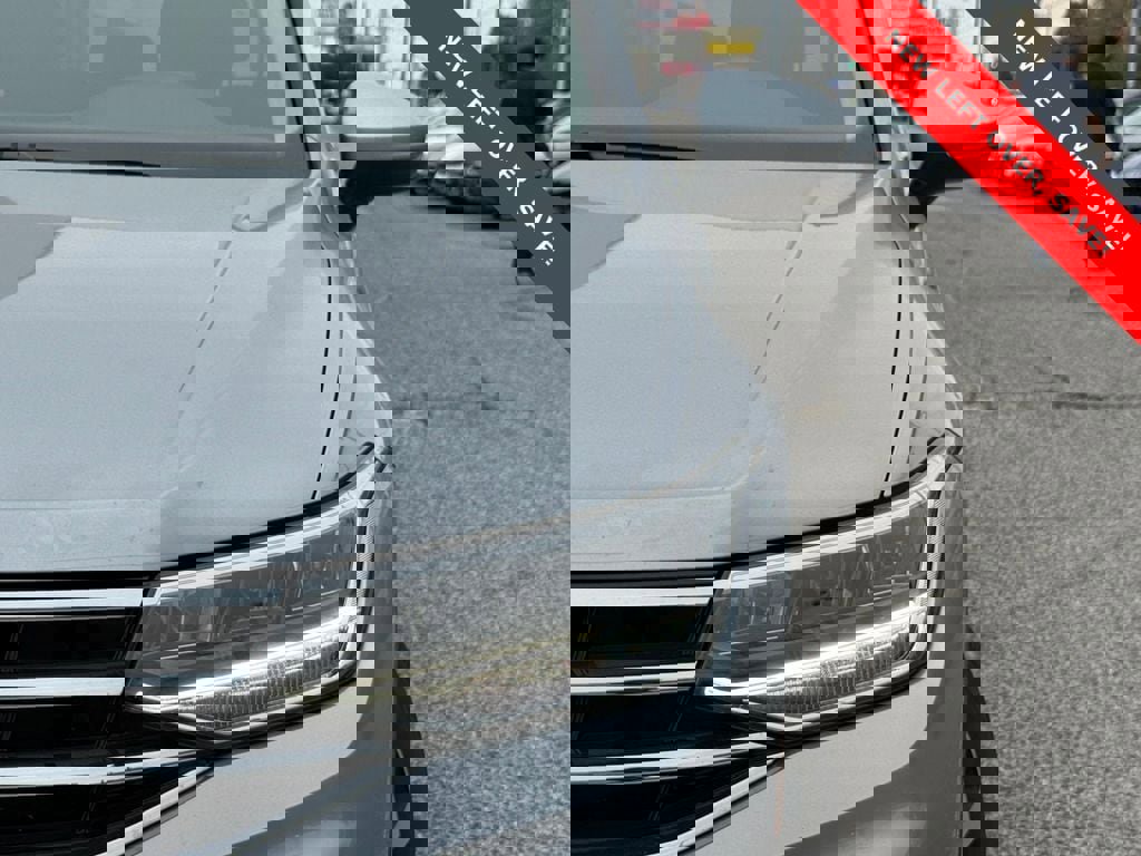 Used 2024 Volkswagen Tiguan S image 3