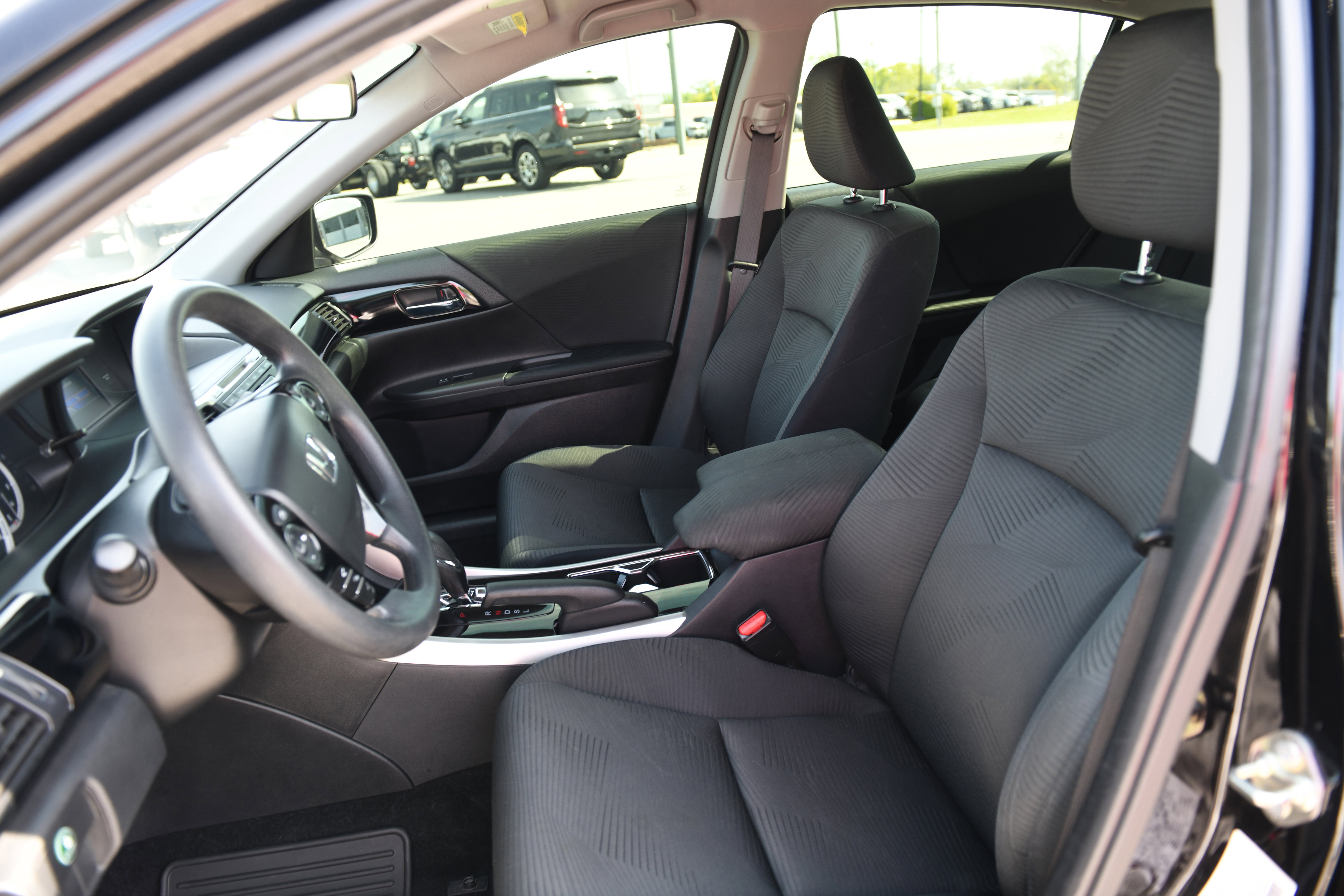 Used 2017 Honda Accord LX image 14