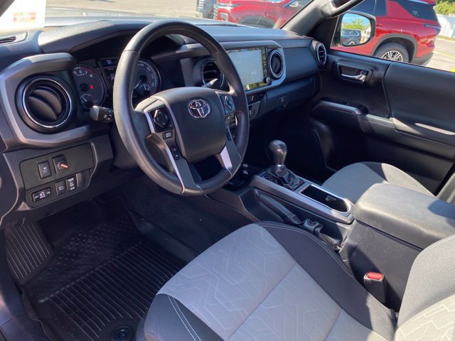 Used 2021 Toyota Tacoma TRD Off-Road AWD/4WD image 10