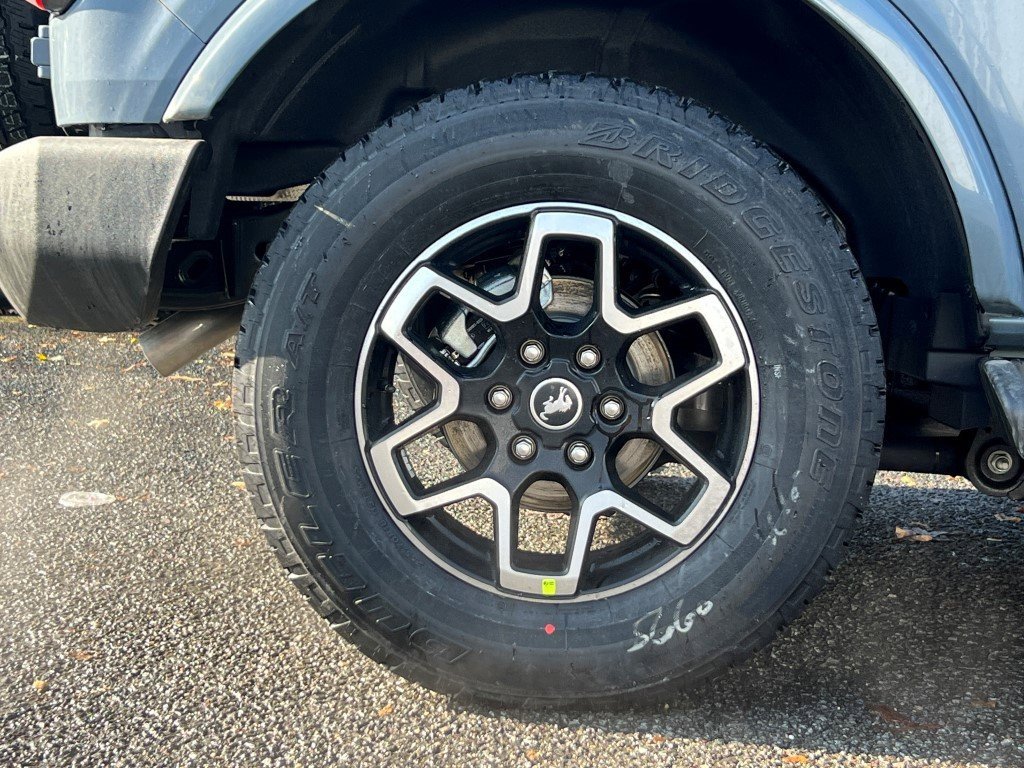 New 2025 Ford Bronco Outer Banks image 6