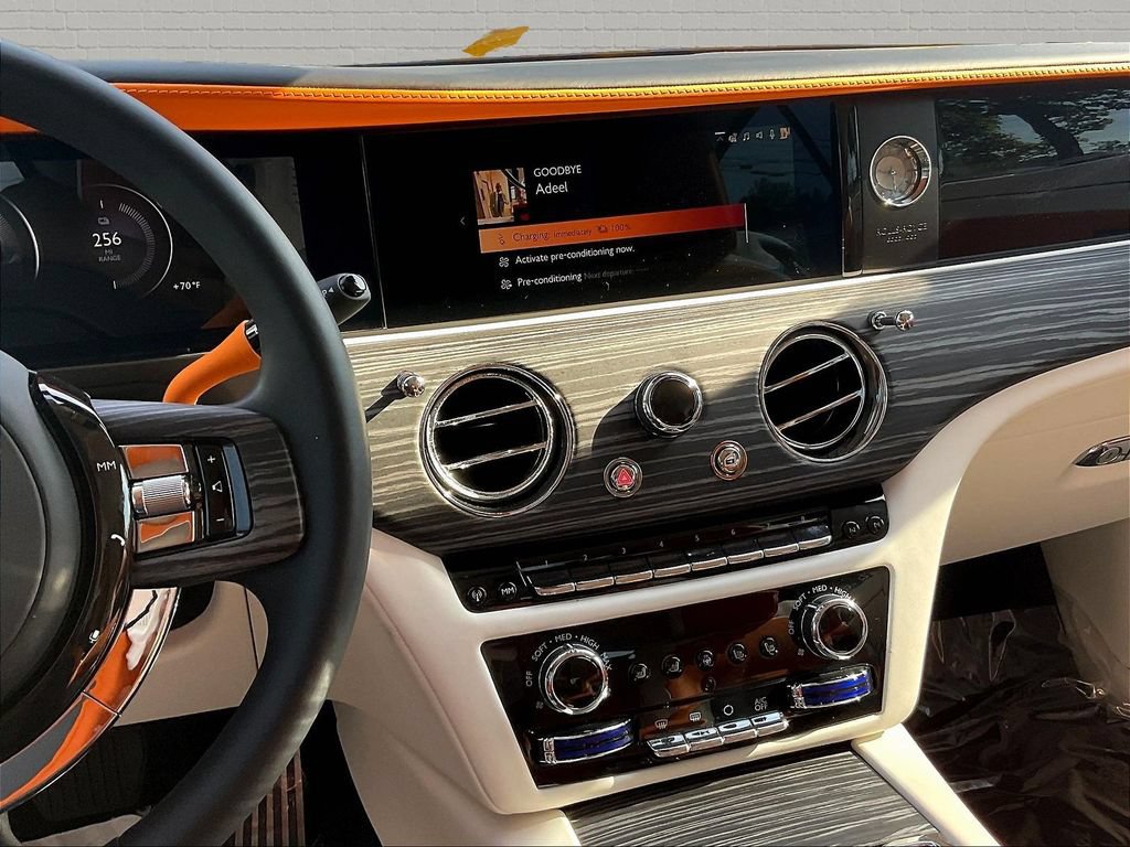 Used 2024 Rolls-Royce Spectre w/ Spectre Launch Package AWD/4WD image 11