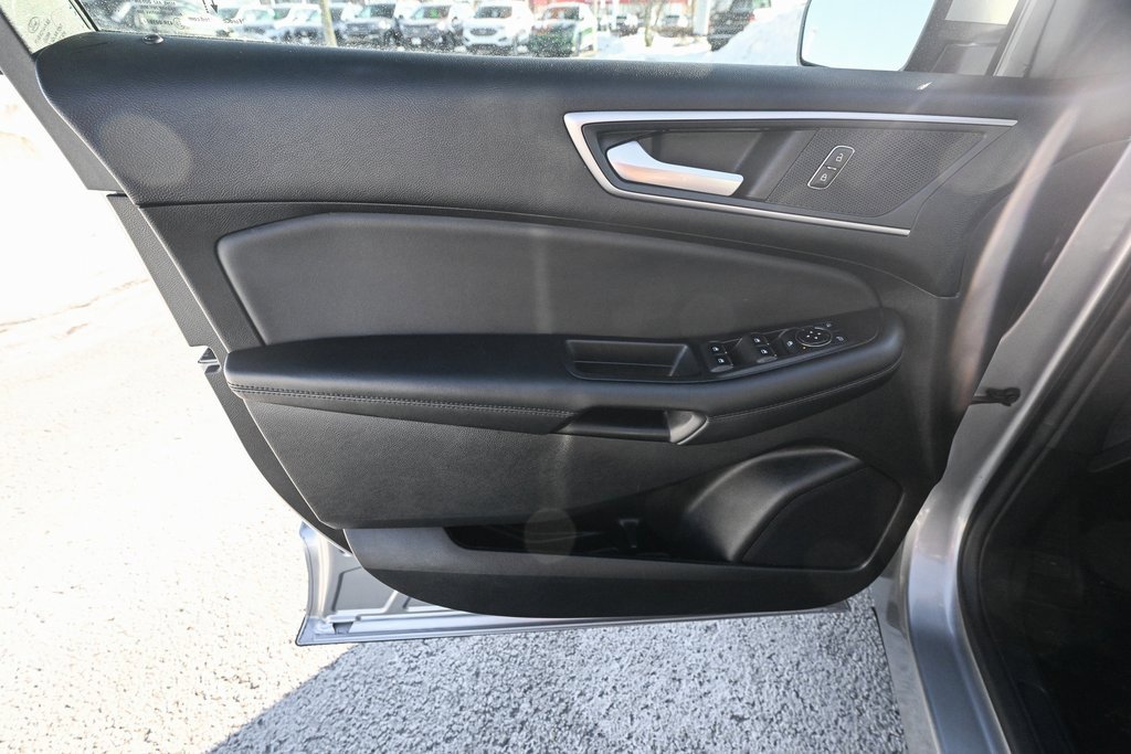 Used 2024 Ford Edge SEL w/ Convenience Package image 21