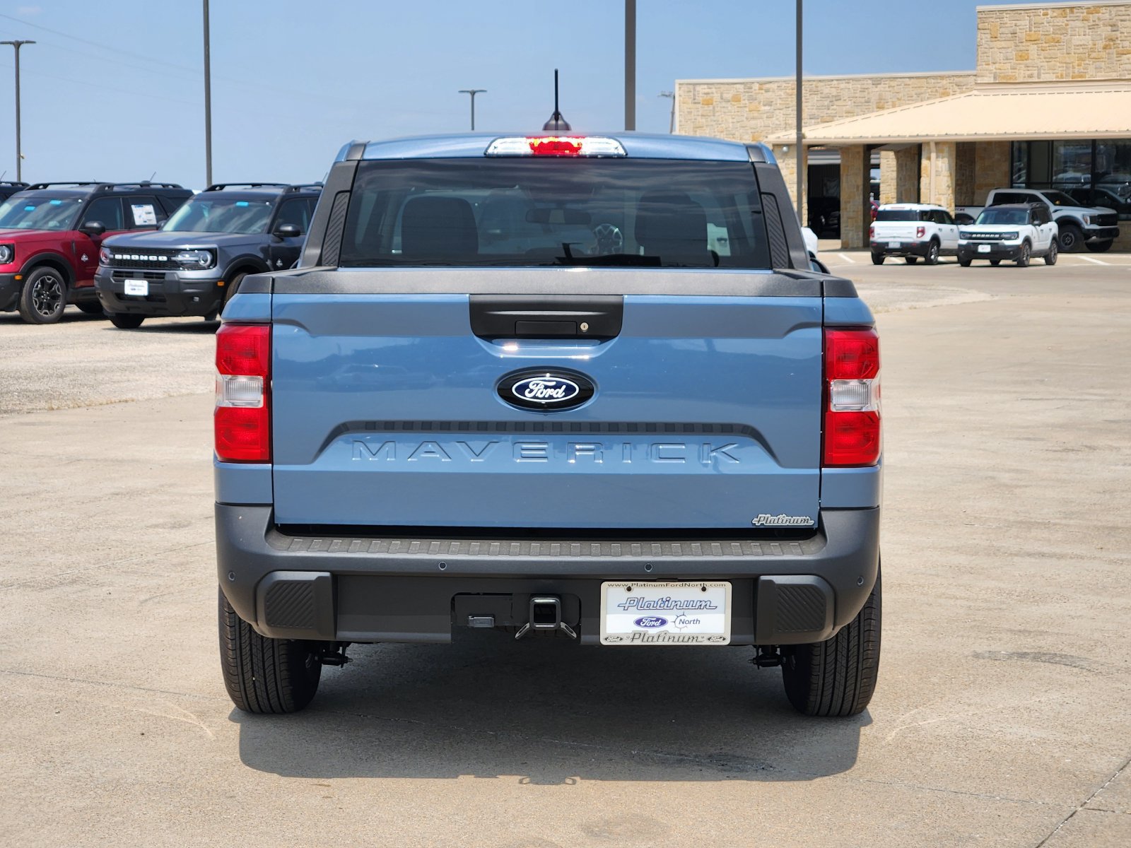 New 2026 Ford Maverick XLT w/ XLT Luxury Package FWD image 8