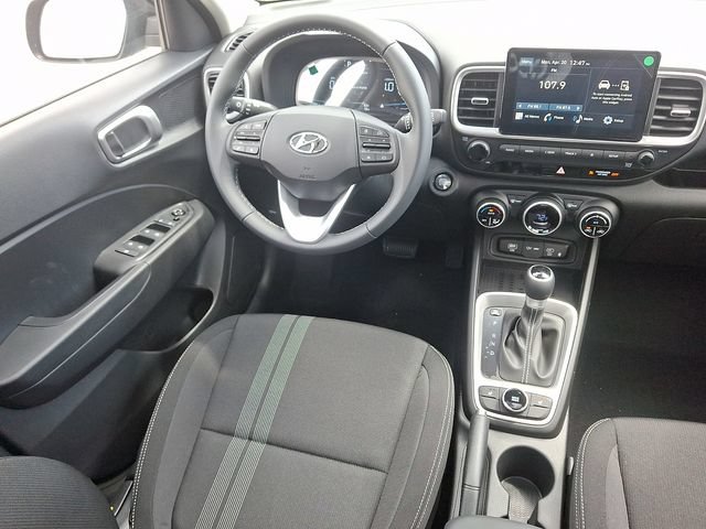 New 2026 Hyundai Venue SEL FWD image 9