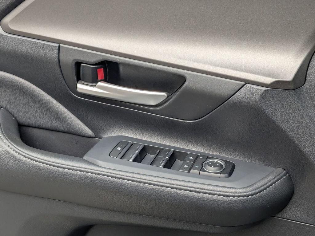 Used 2025 Toyota Grand Highlander XLE image 13