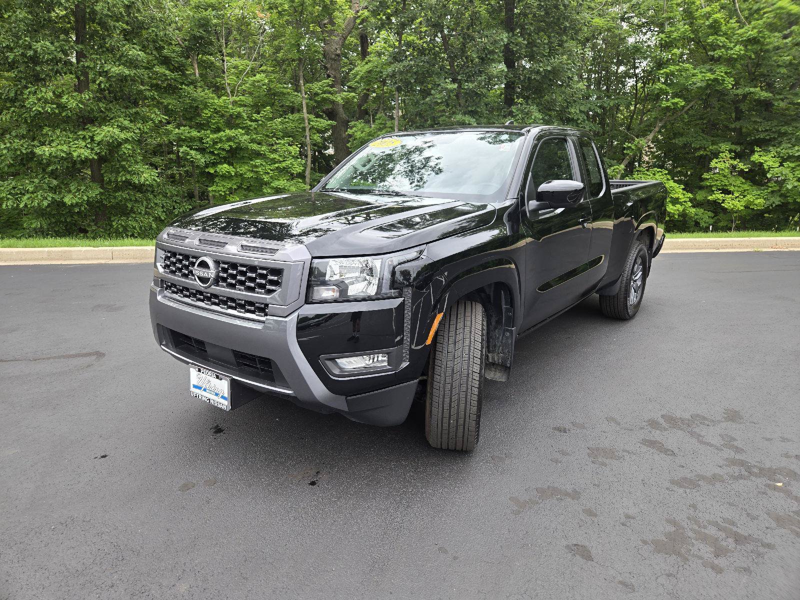 Used 2025 Nissan Frontier SV w/ SV Convenience Package RWD image 4