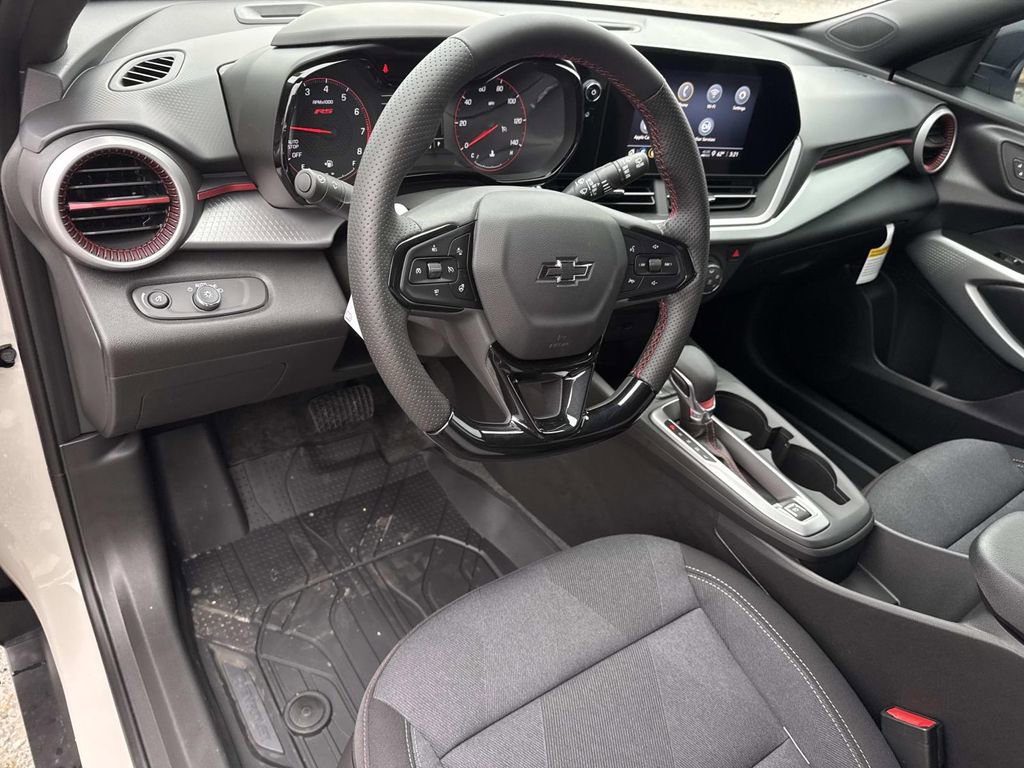 New 2026 Chevrolet Trax RS w/ Sunroof Package image 17